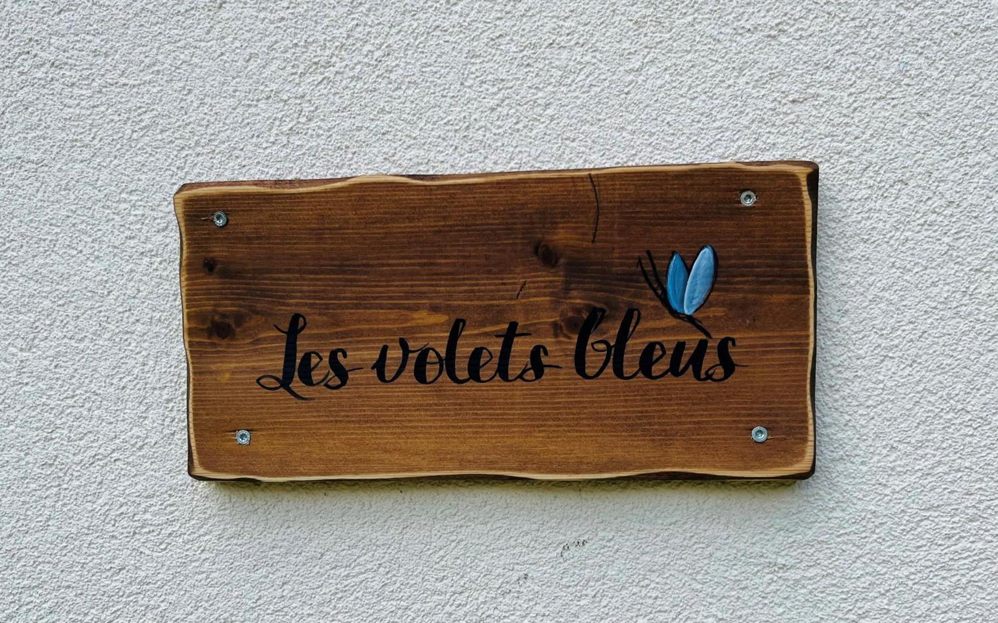 Willa Les Volets Bleus Parmain Zewnętrze zdjęcie